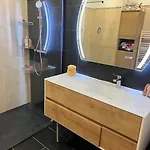 Jolie Avec Vue *