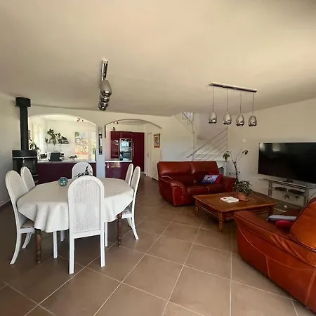 Jolie Avec Vue