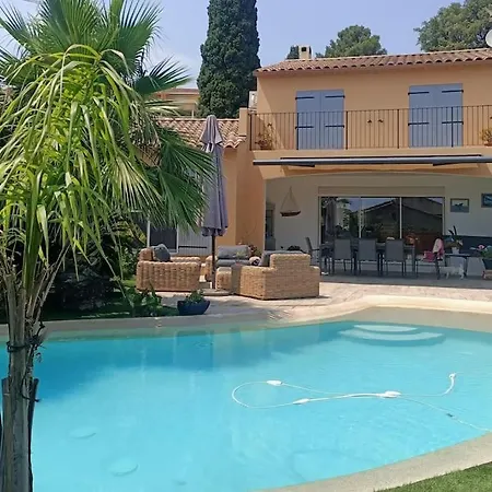 Jolie Avec Vue * Bormes-les-Mimosas