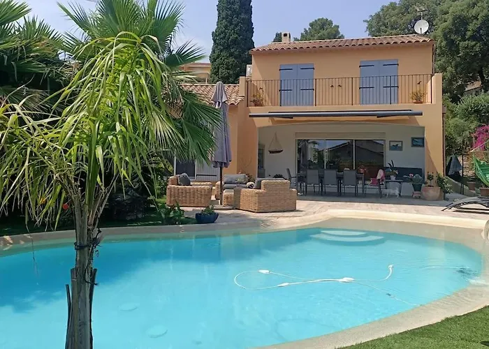 Jolie Avec Vue * Bormes-les-Mimosas
